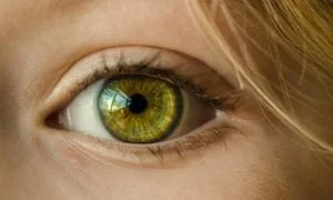 Sparkle Eye 300x180
