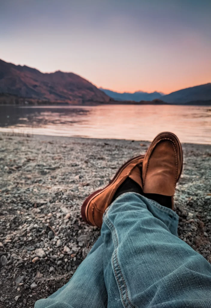 Stop reacting and make inner peace a habit Tyler Lastovich 510945 Unsplash 704x1024